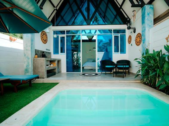 Atties Villa Gili Air Bagian luar foto