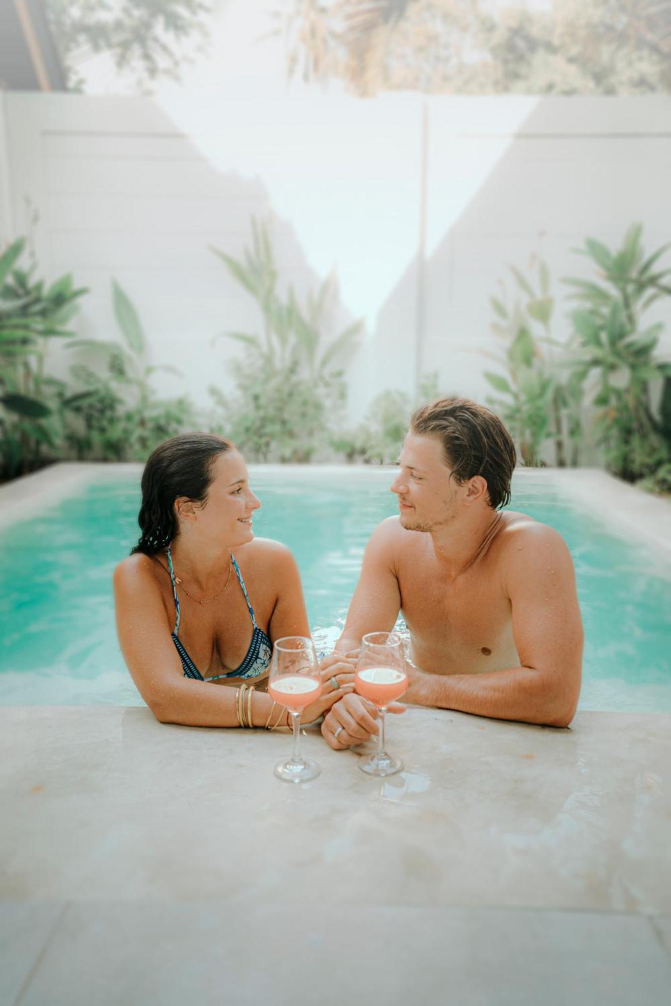 Atties Villa Gili Air Bagian luar foto