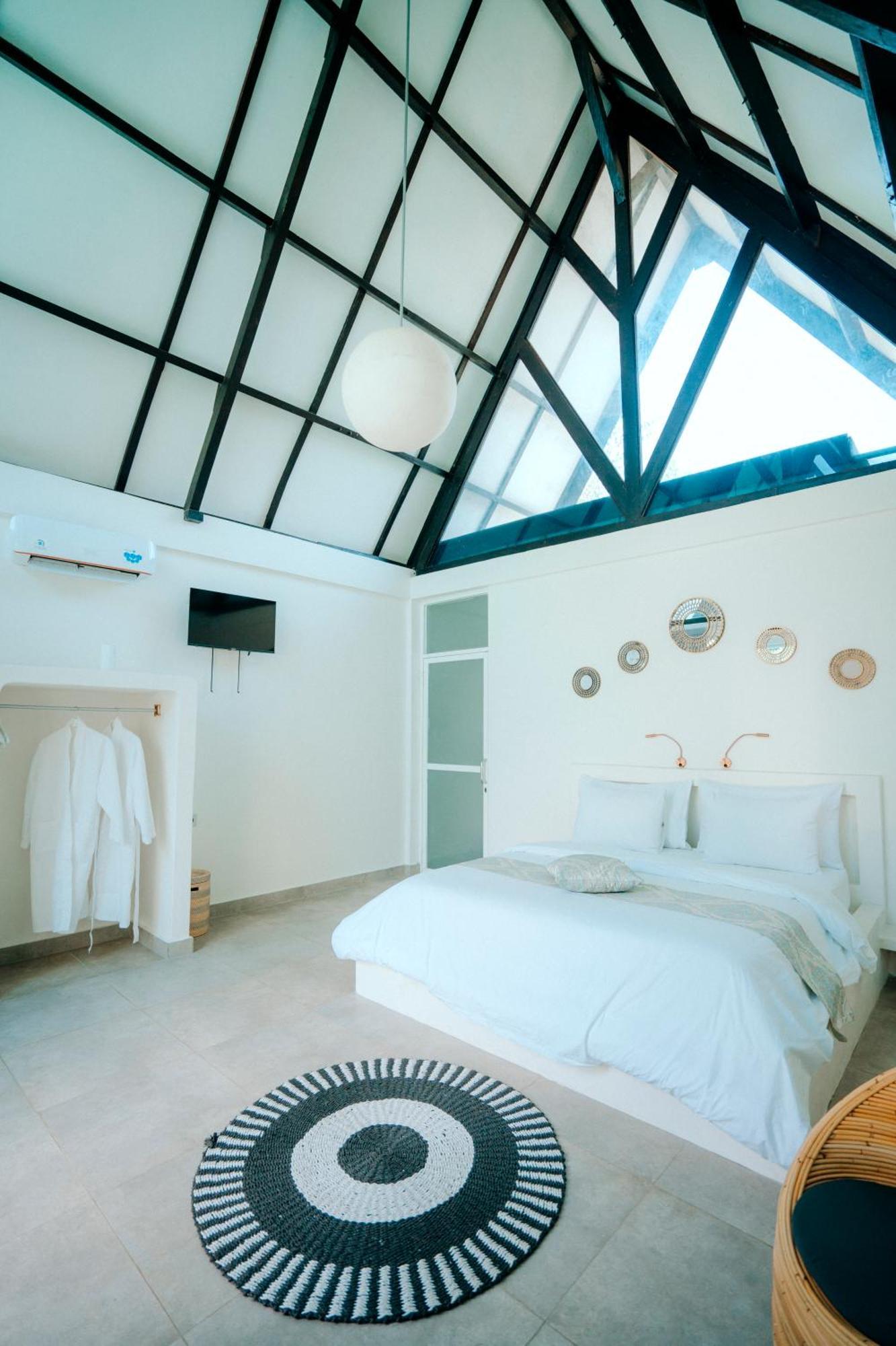 Atties Villa Gili Air Bagian luar foto